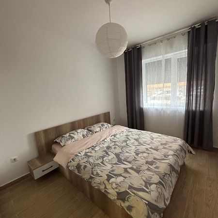 Militari Comfort Apartment Roşu Dış mekan fotoğraf