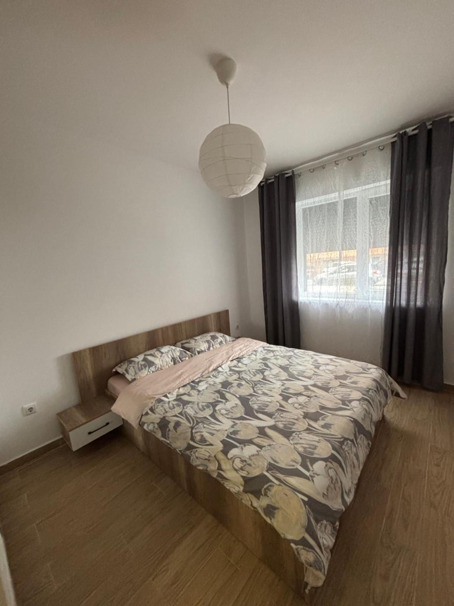 Militari Comfort Apartment Roşu Dış mekan fotoğraf