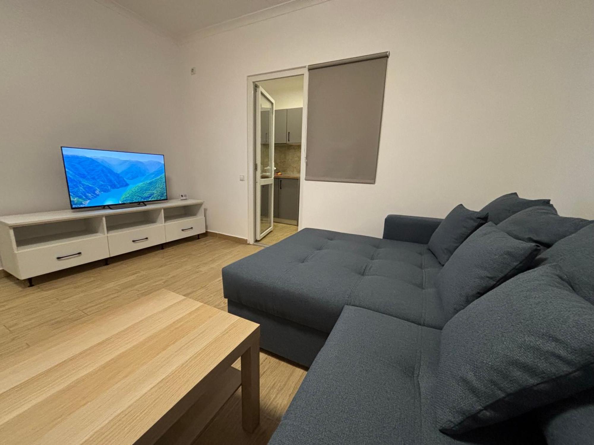 Militari Comfort Apartment Roşu Dış mekan fotoğraf